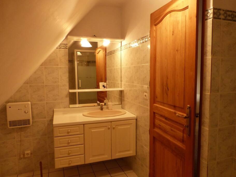 Studio Dans Une Chaumiere De Caractere Baud Esterno foto