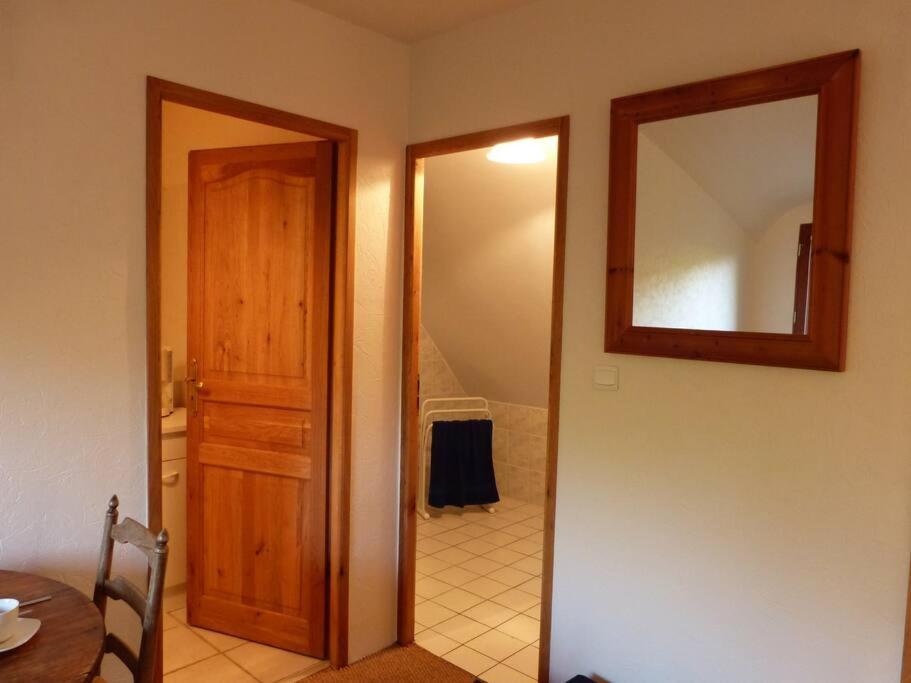 Studio Dans Une Chaumiere De Caractere Baud Esterno foto